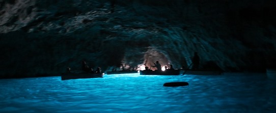 Blue Grotto inside 542