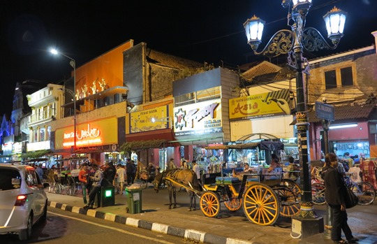 IMG_2556 - at night, Jalan Malioboro - 540