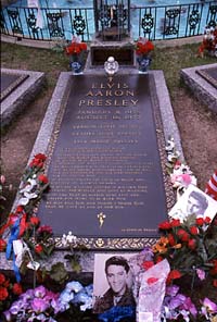 Gracelands, Elvis grave
