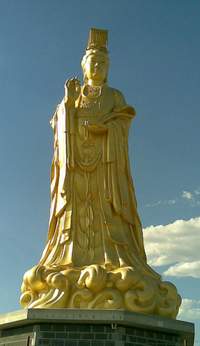 Queen of Heaven statue