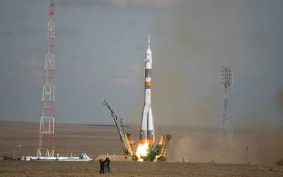 Soyuz launch 400